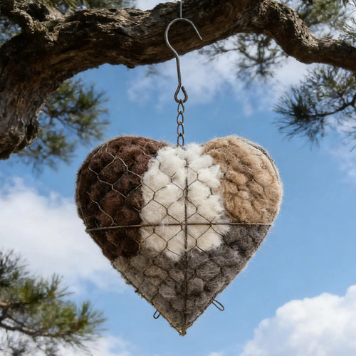 🏡Handmade Natural Alpaca Fiber Bird Nesting Heart❤️A Cozy Gift for Birds